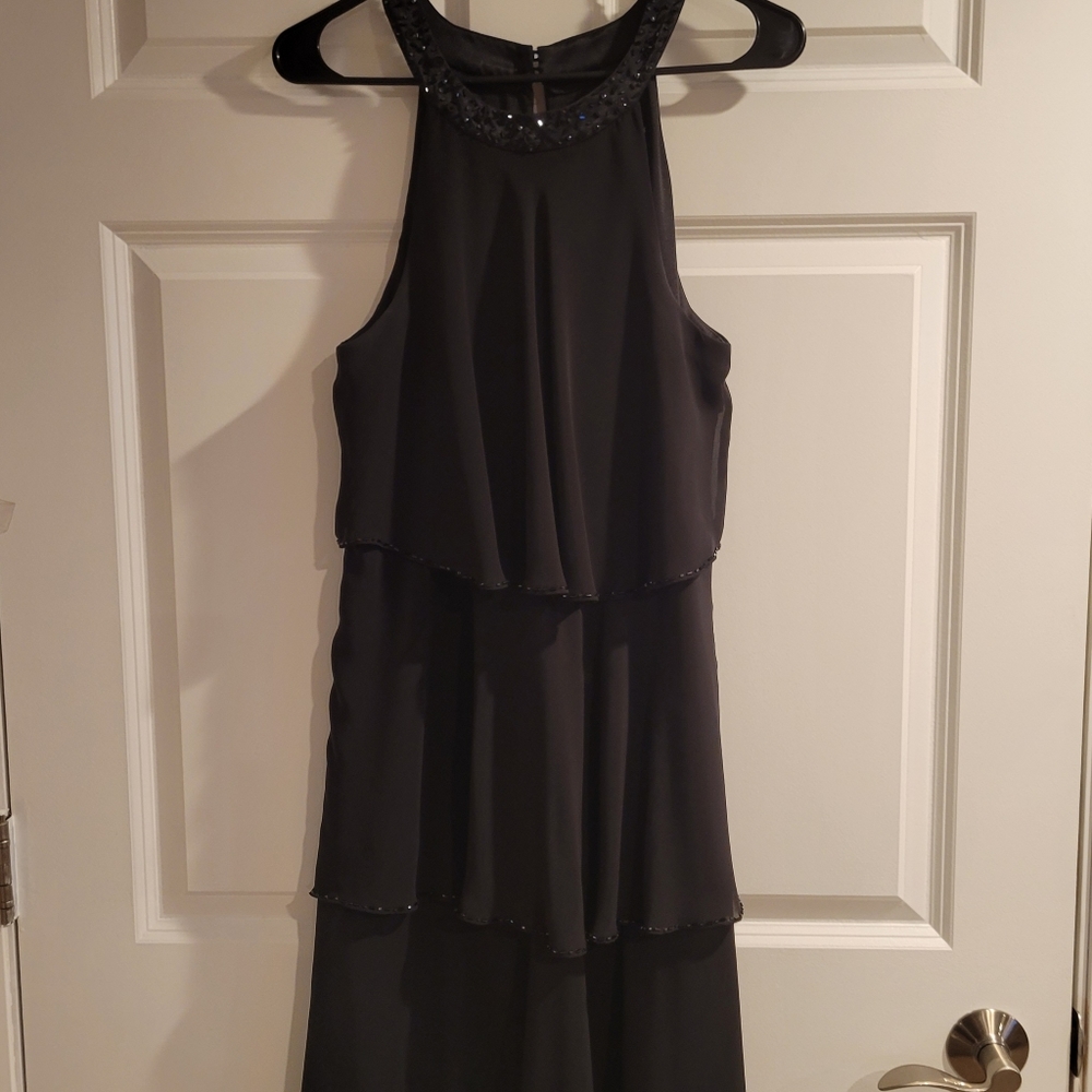 BEAUTIFUL!! SL Fashions Tiered Dress